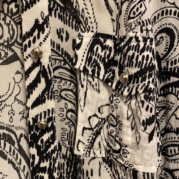 Cache-Button Down-Size: L - Picture 3 of 4